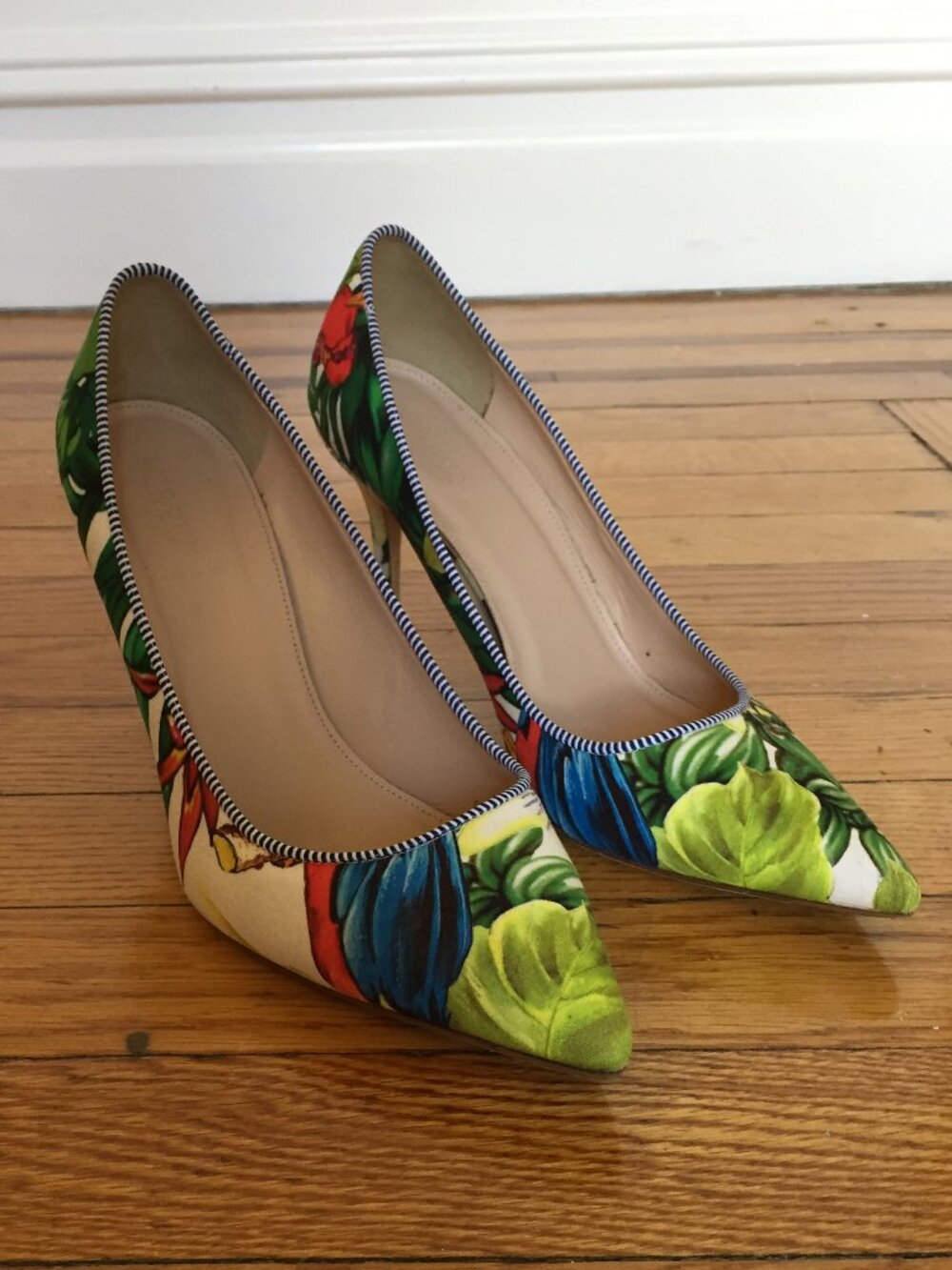 J. Crew Pump in Ratti Italian Fabric “Into the Wild” floral print, Size 8